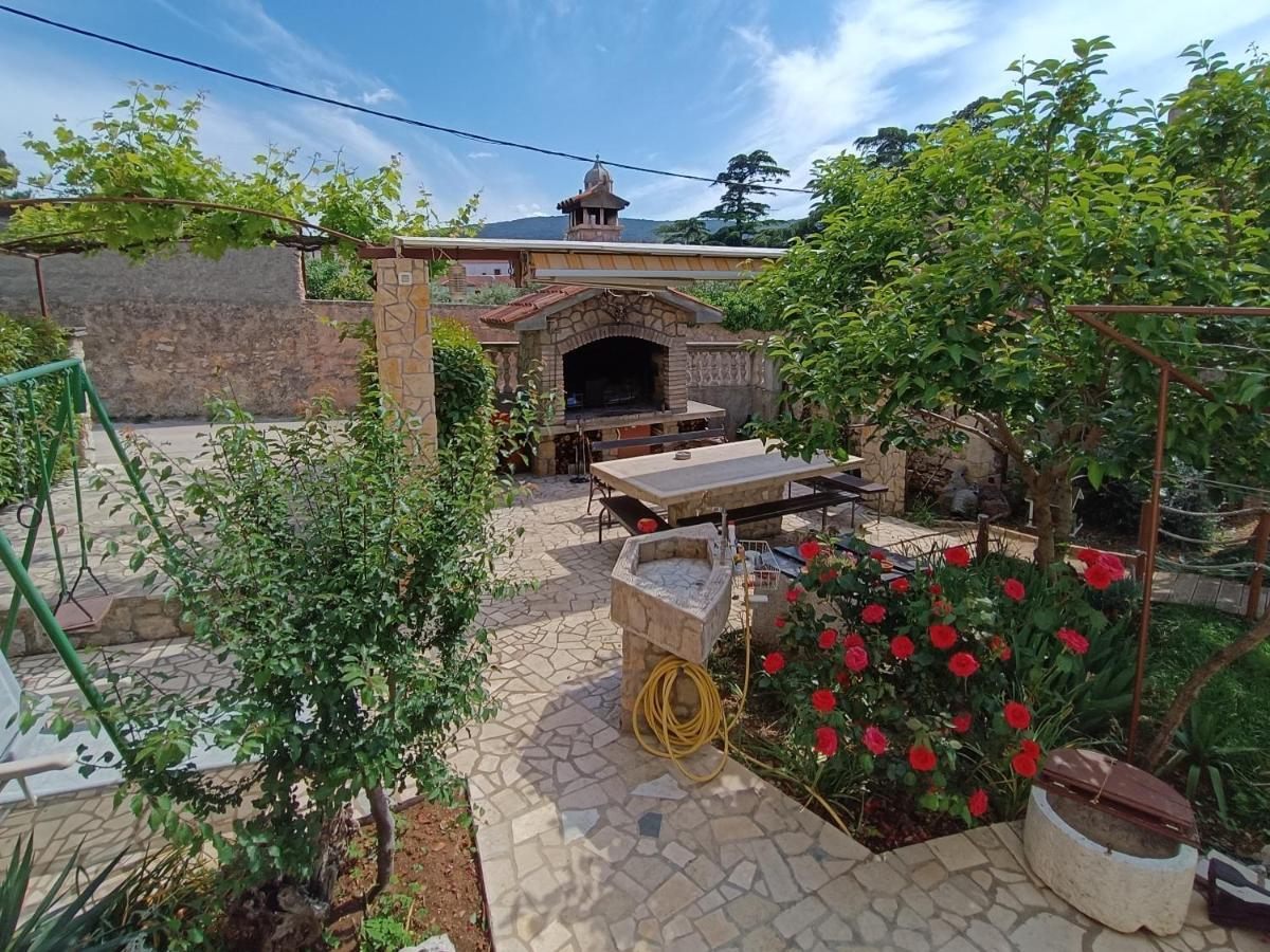 Rooms Rita Cres Exterior photo