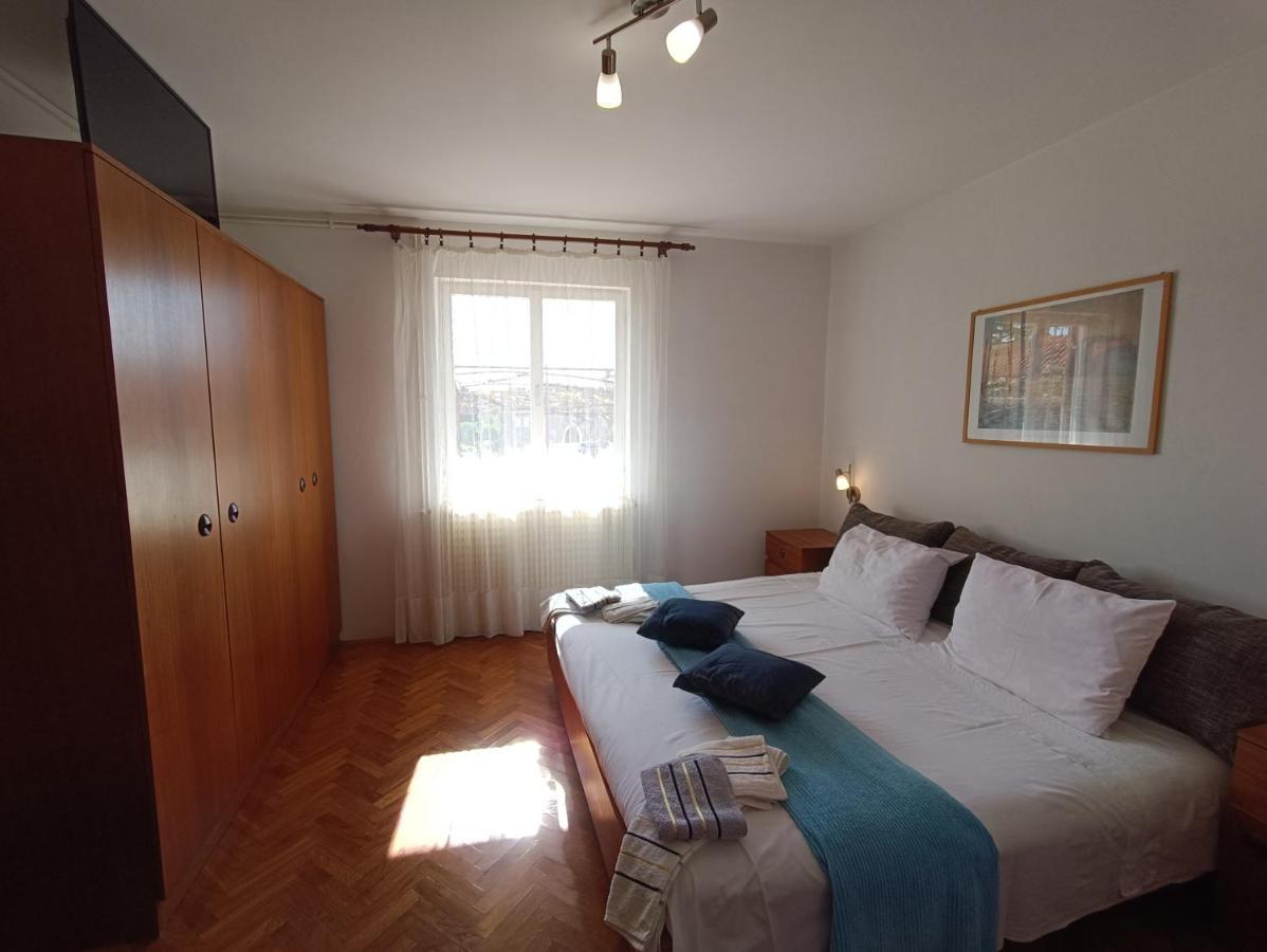 Rooms Rita Cres Exterior photo