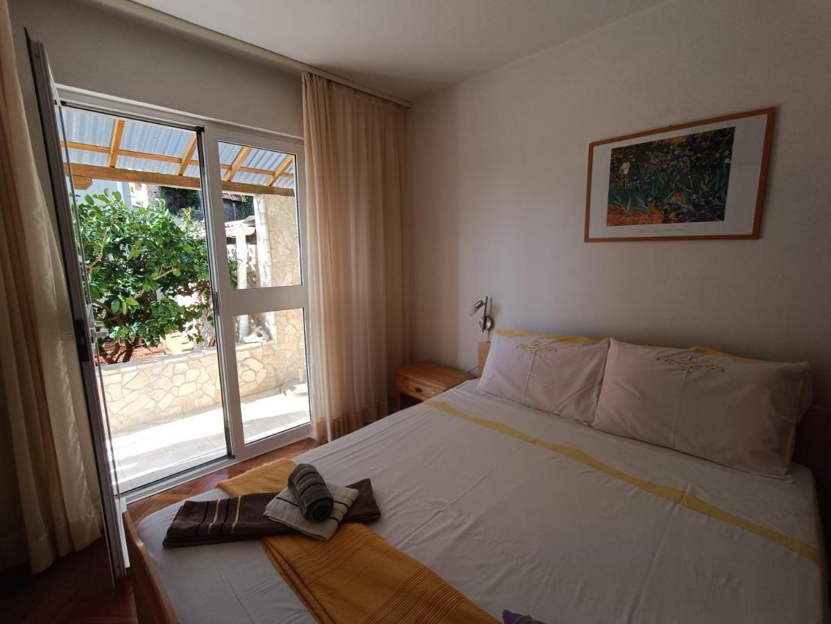 Rooms Rita Cres Exterior photo